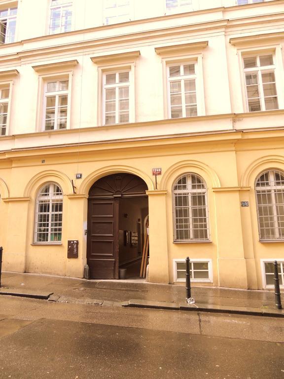 Aaa Krakovská Apartamento *
